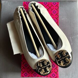 Tory Burch Claire cap toe